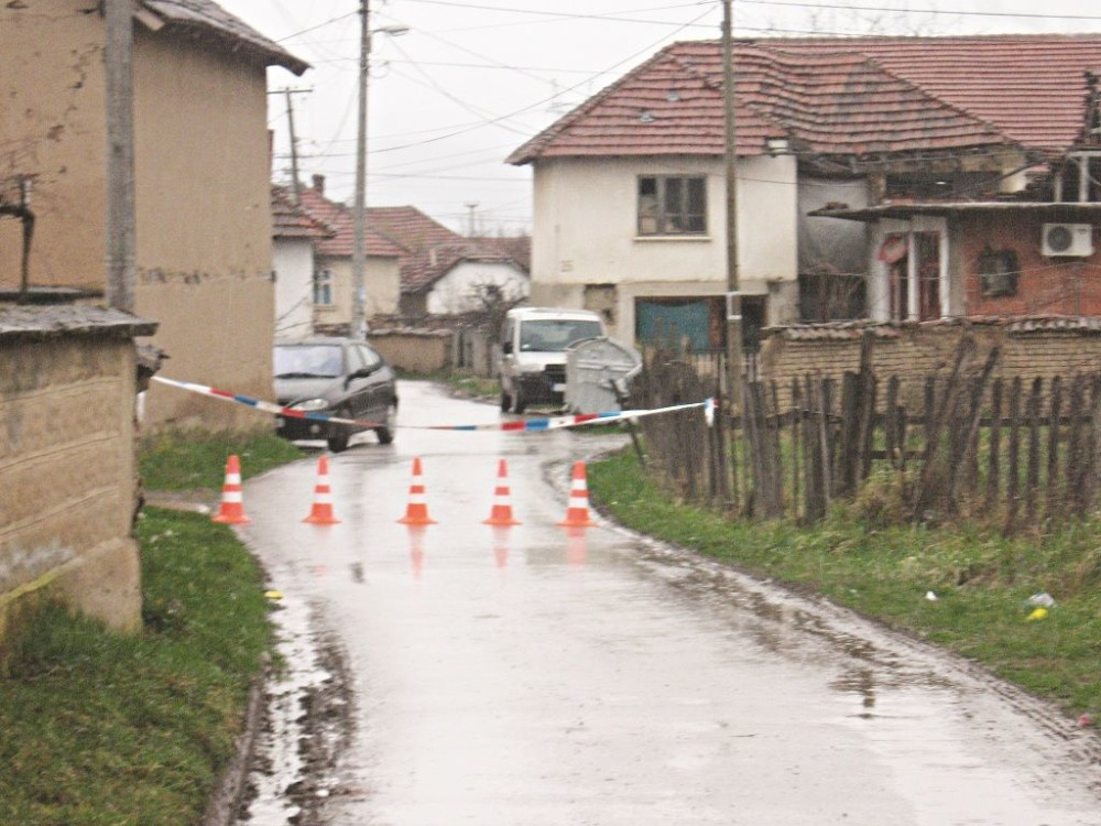 Klinac iskasapio komšiju zbog kola!