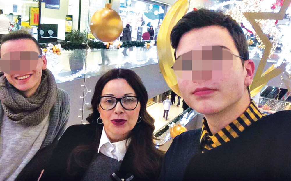 Ja sam u klimaksu, deca u pubertetu!