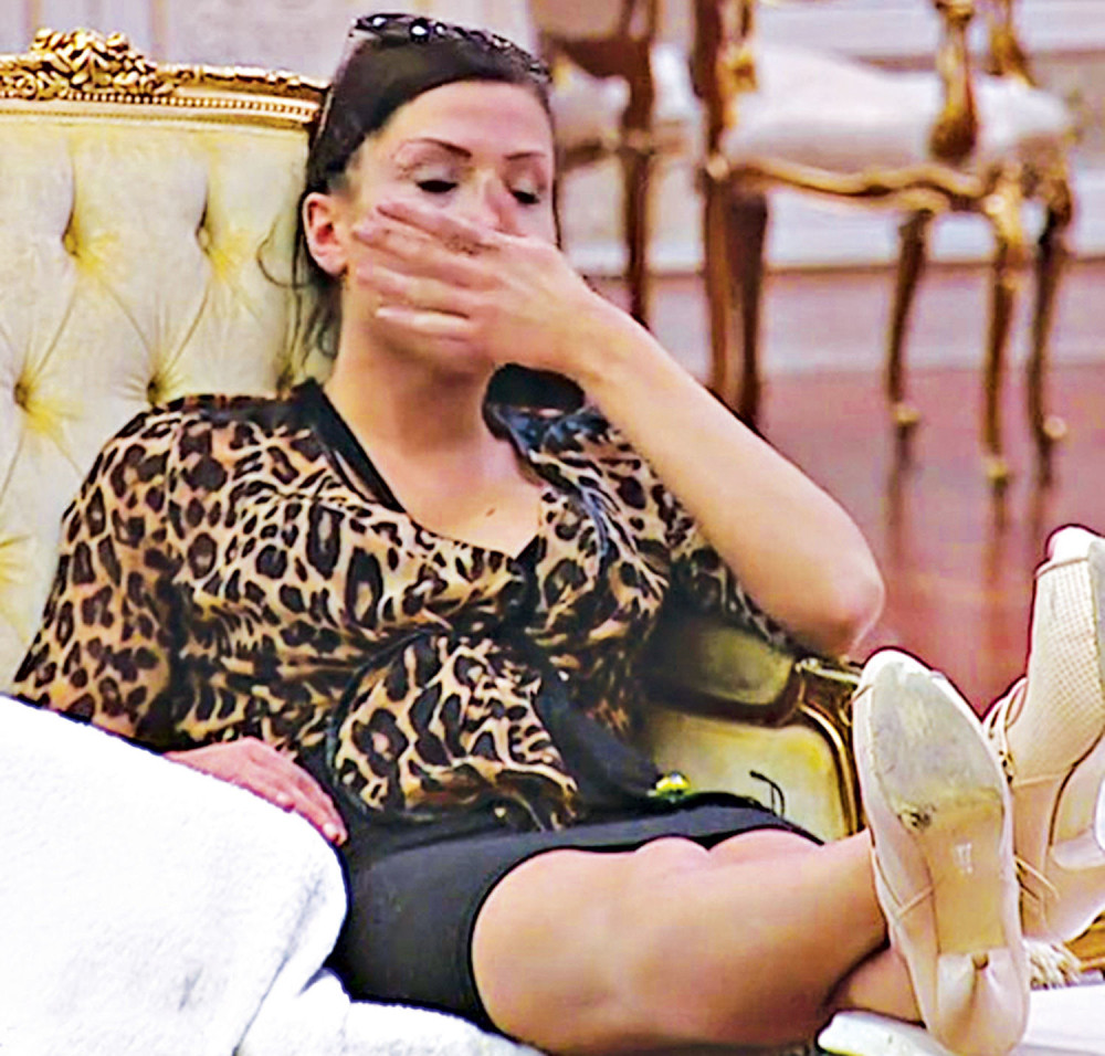 Ajfonka sumnja da je trudna!