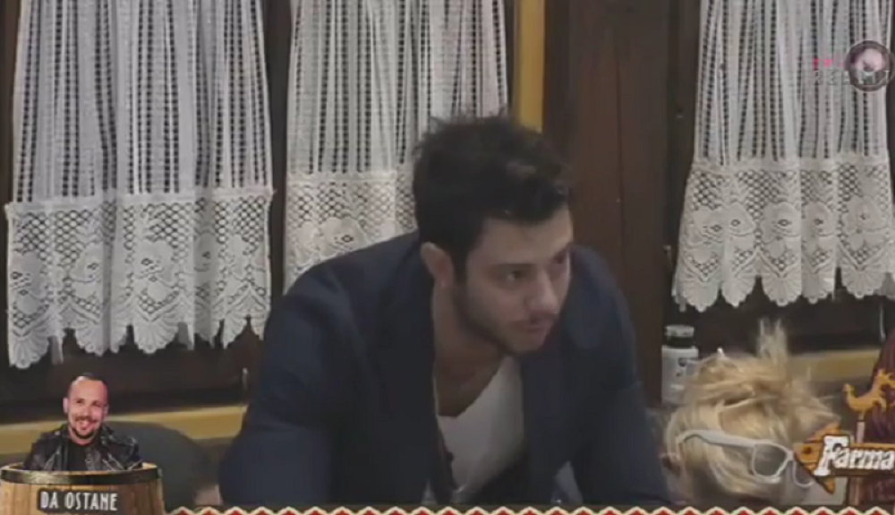 Filip: Osećaš se sigurnom samo kad te neko pumpa (VIDEO)