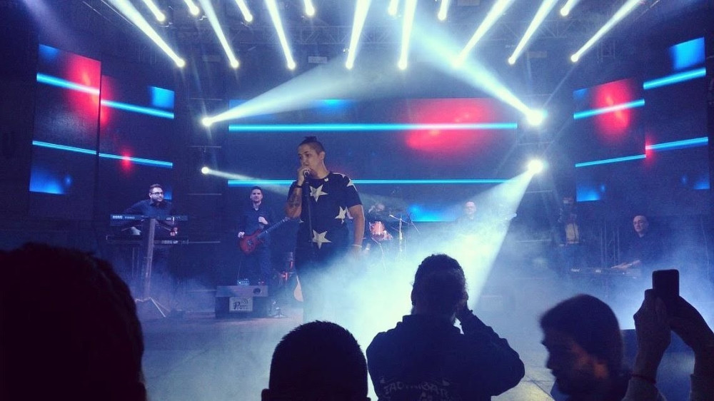 Marija od previše nastupa završila na infuziji