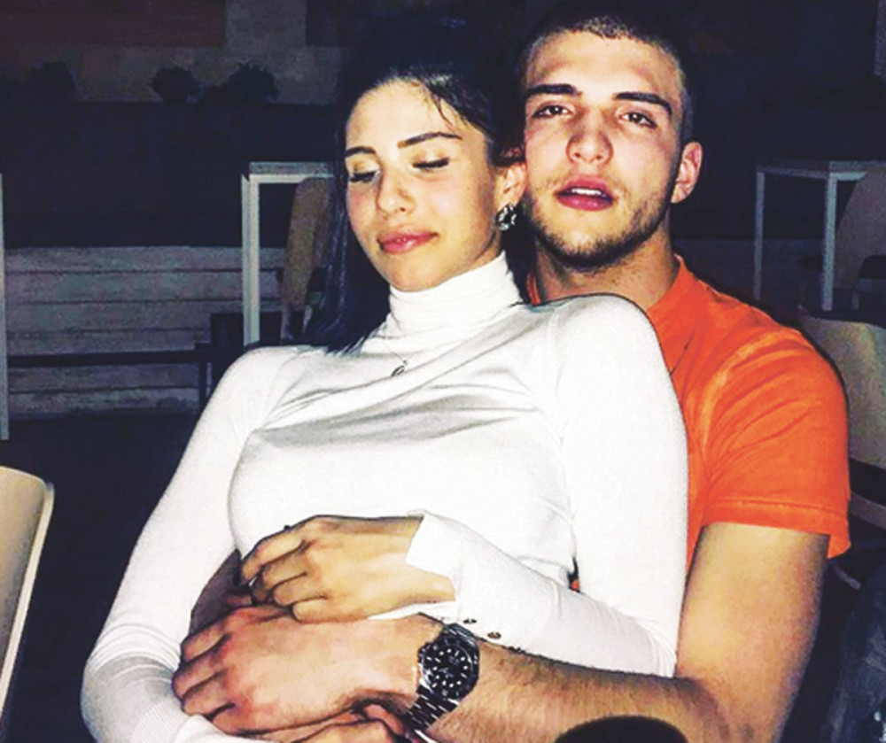 Veljko zimuje na Kopu sa novom devojkom!