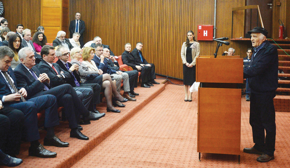 Čim sam video Tomu, hteo sam da zbrišem