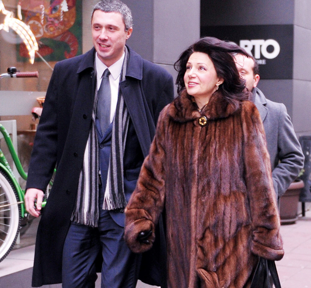 Sanda u skupocenoj bundi optužuje Srbe s Kosova