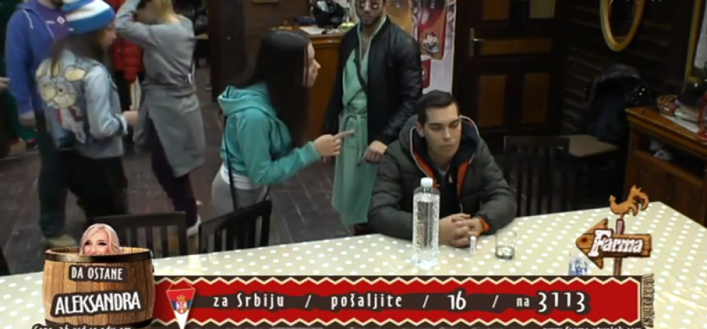 Ceca: Pede**ino jedna!