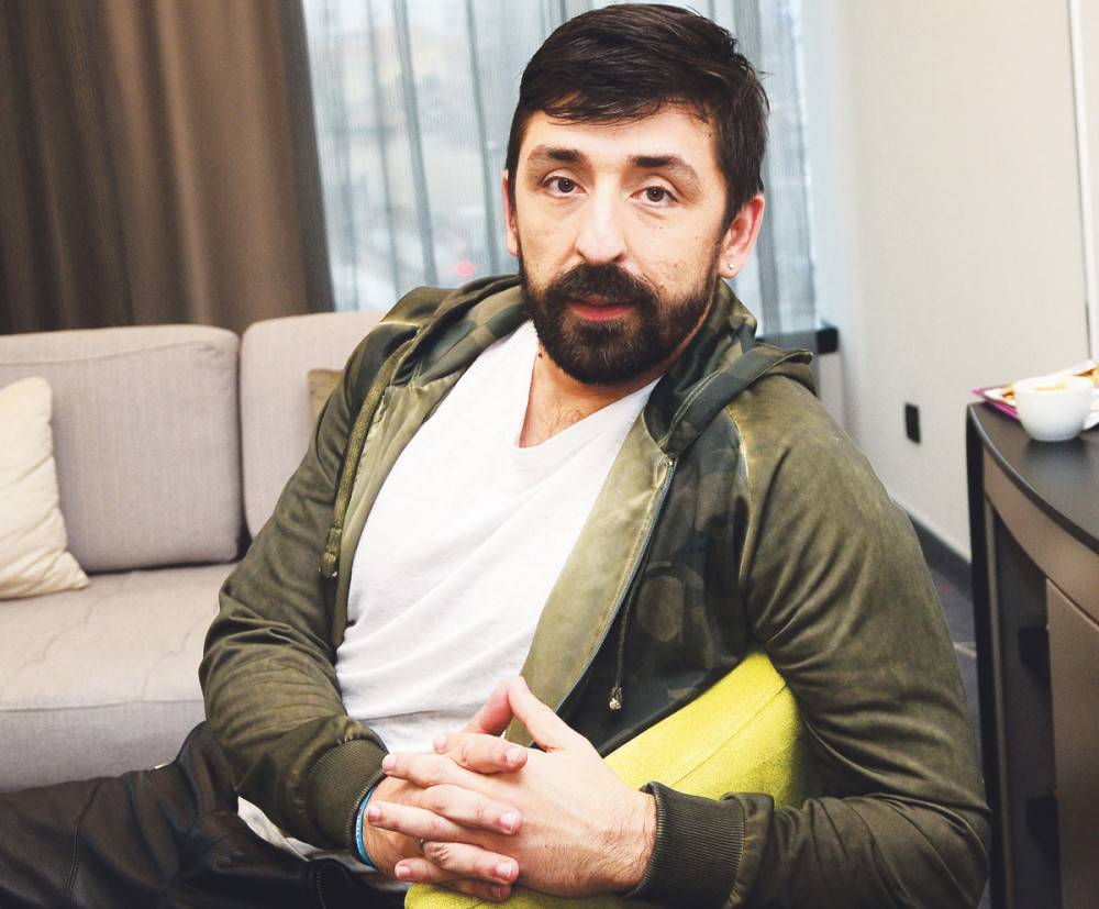 Evo šta se desi kada Amidžića udari sunce (VIDEO)