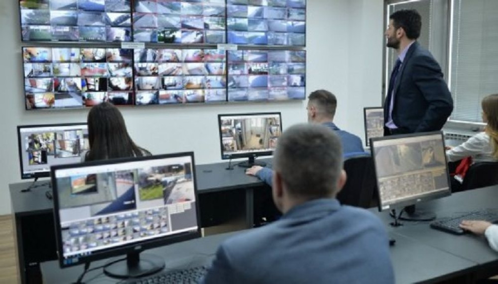 Od danas kamere snimaju škole i vrtiće