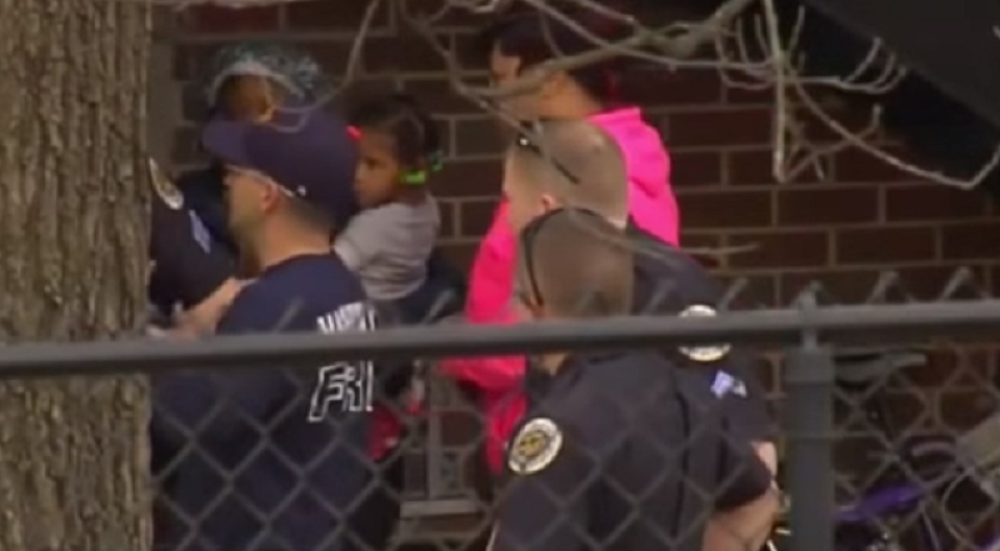 Upucao tri člana porodice jer neće u školu! (VIDEO)