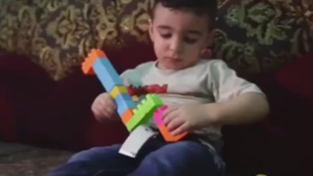 Ovako monstrumi treniraju decu da budu ubice! (VIDEO)