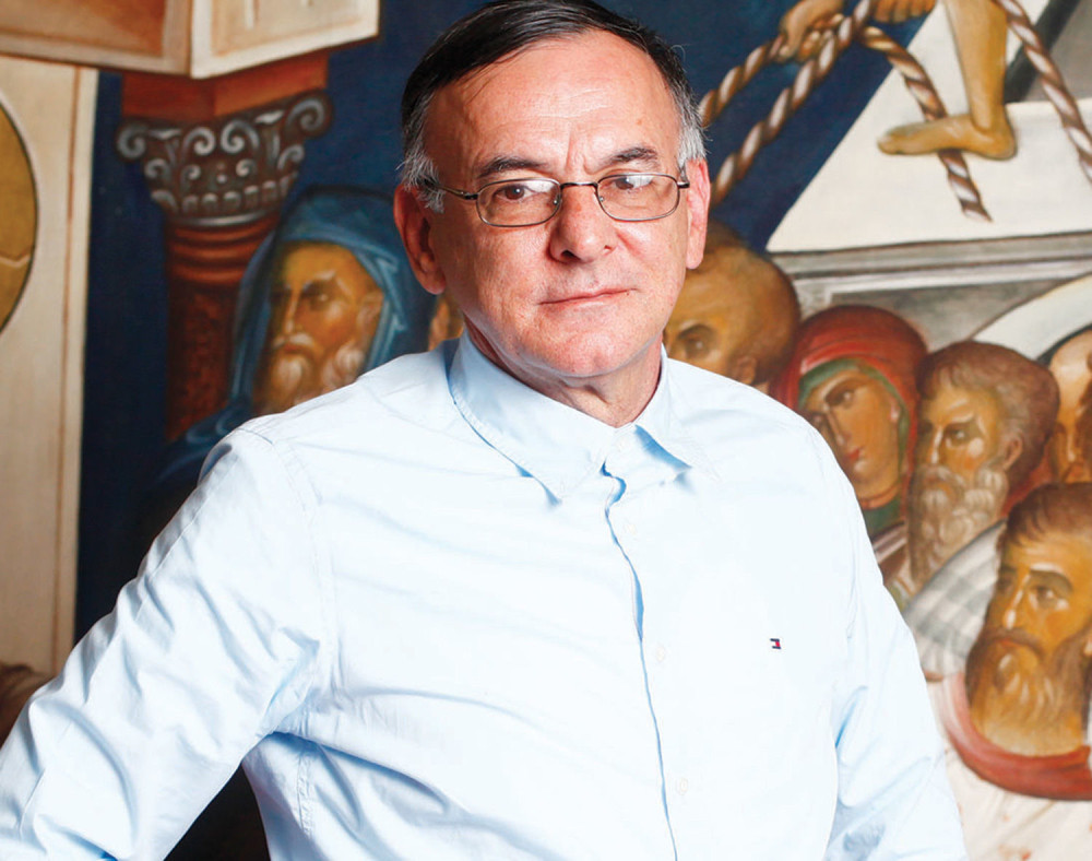 Đukanović ostao bez titule