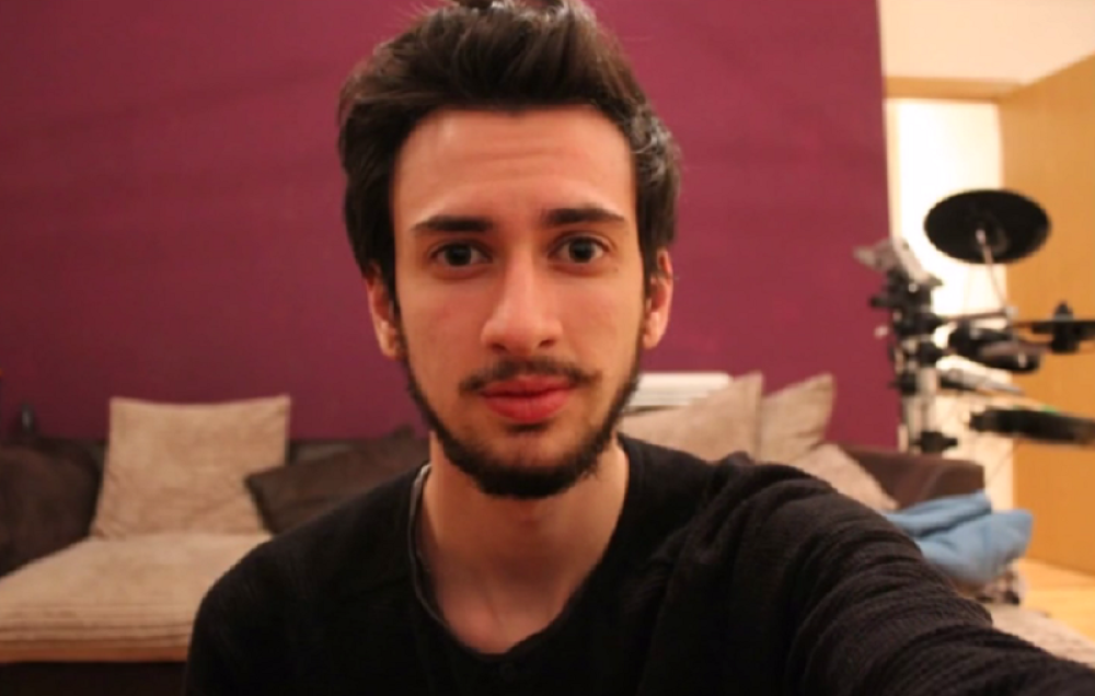 Od selfija napravio video o promeni pola (VIDEO)