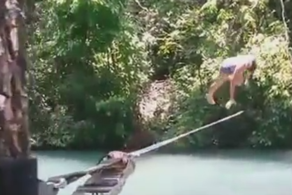 Ova Brazilka može nemoguće! (VIDEO)