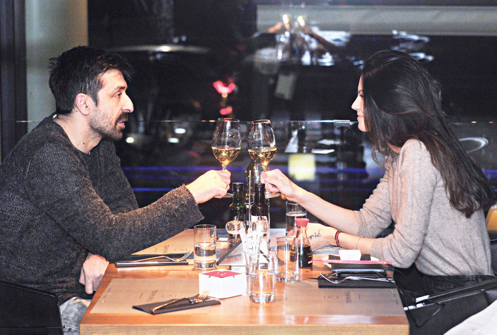 Ognjen sa suprugom dočekao osmi mart