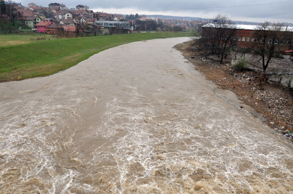 Sanja ga je sama kupila i traži leš svoje majke koja se udavila u mutnoj vodi pre 6 dana!