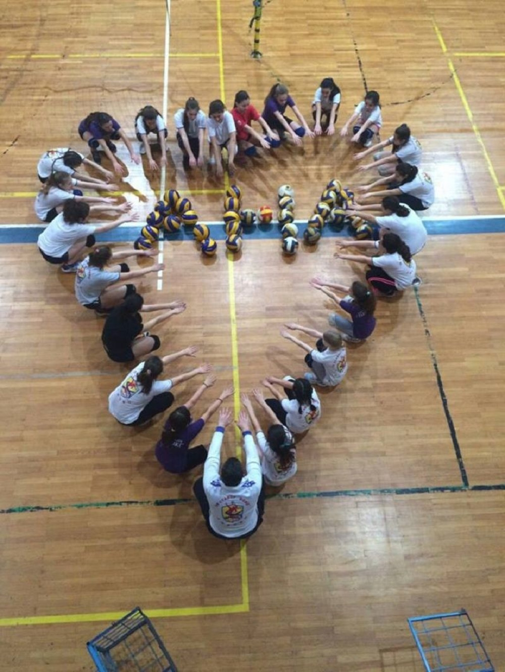 Ana ima najbolje drugare na svetu! (FOTO)