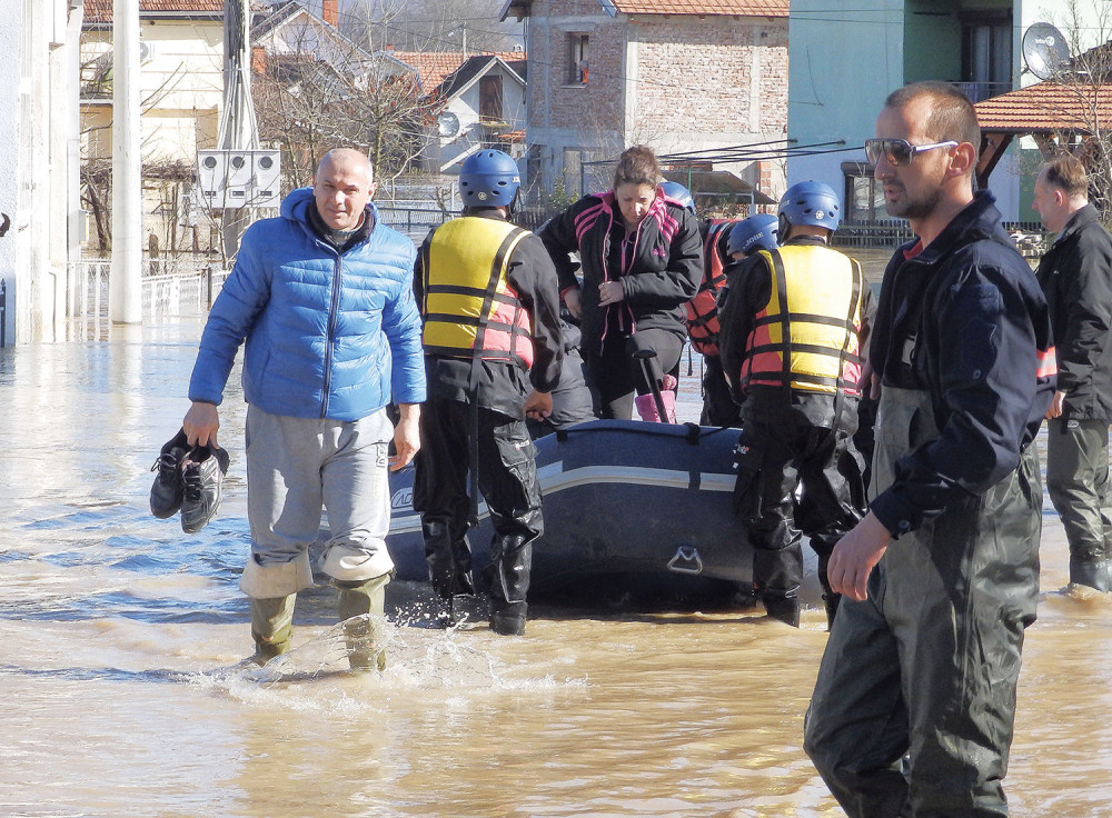 Čačanima voda sve uništila