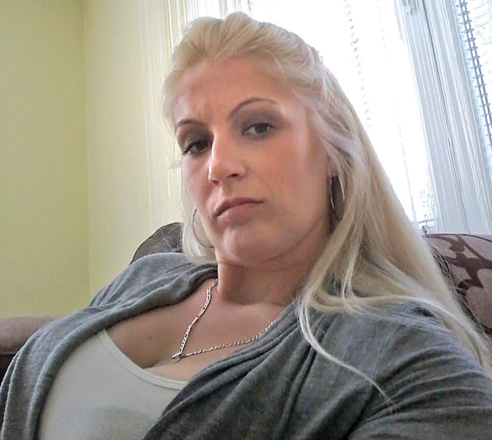 Jelena je izdahnula na mojim rukama!