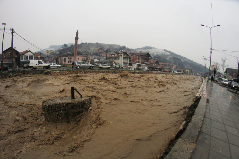 Preti li nam novi poplavni talas?