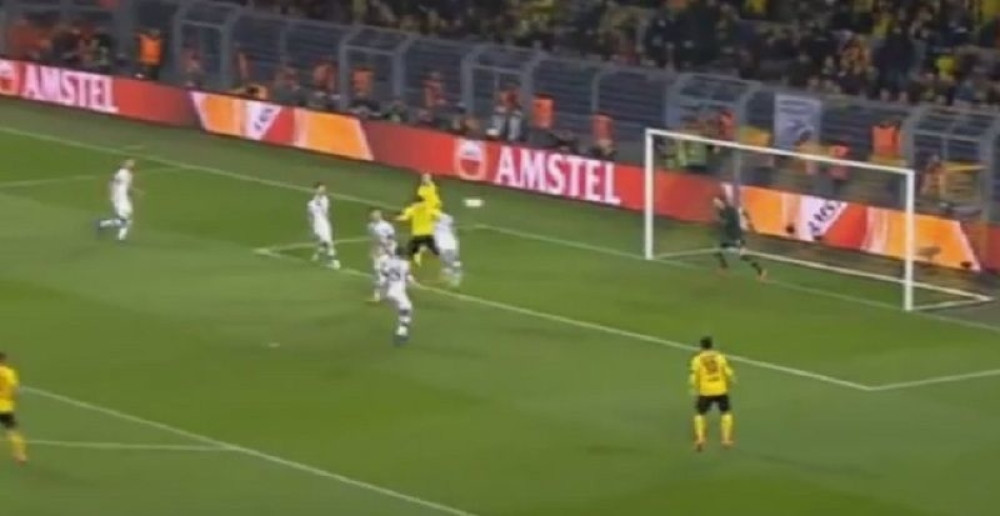 Obamejan načeo Totenhem (VIDEO)