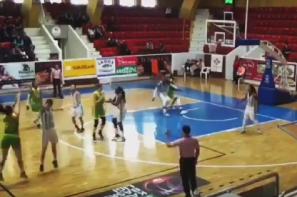 Saša Čađo zabola koš iz neverovatne daljine (VIDEO)