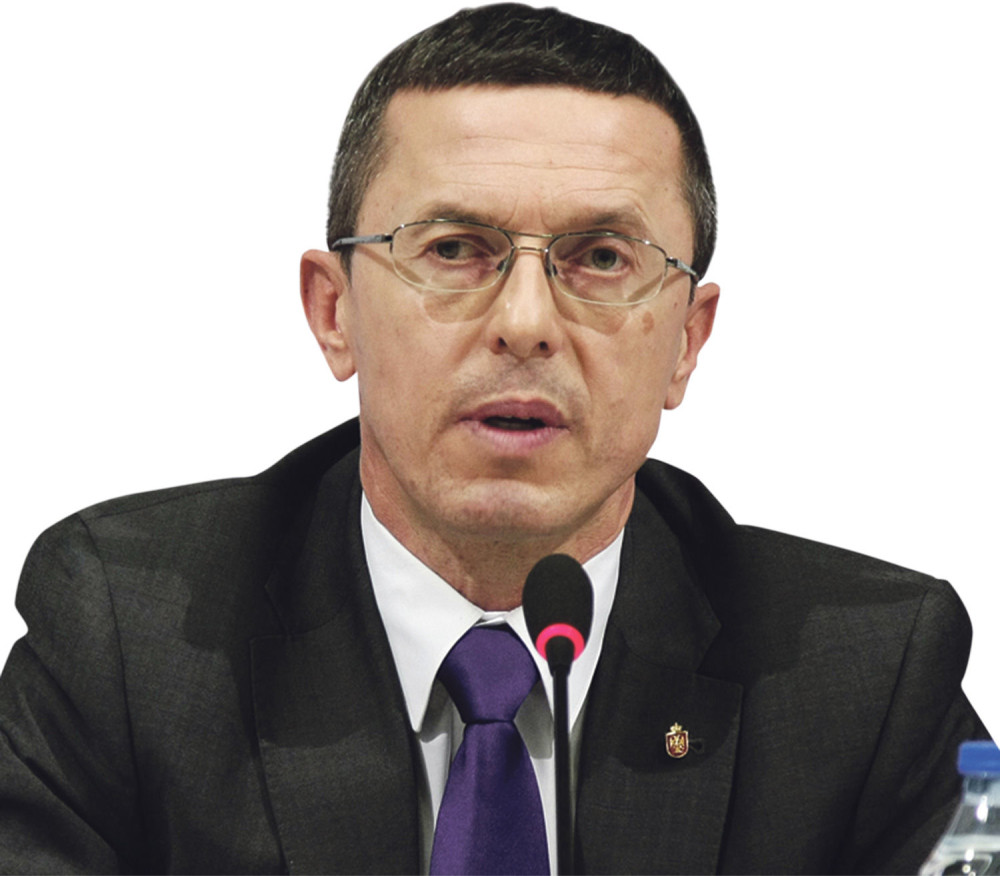 Funkcioner krije kako zarađuje!