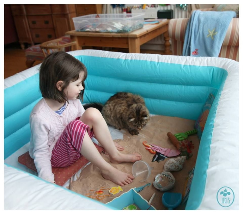 Devojčica uz macu pobeđuje autizam! (VIDEO)