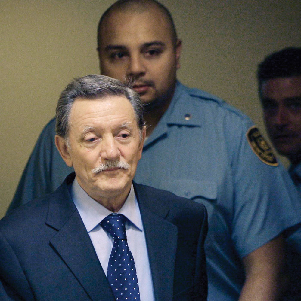 Martića i Miloševića skidaju gole!