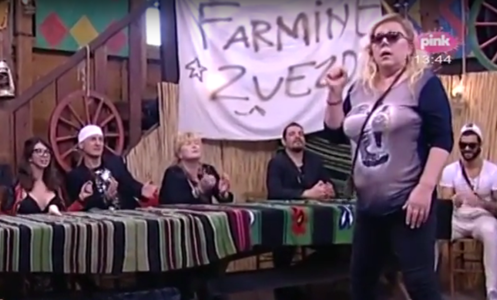 "Pinkove zvezde" i Štrumpfovi na farmi! (VIDEO)