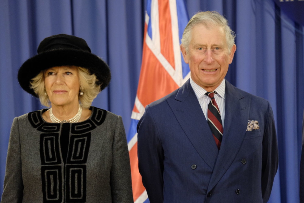 HIT~Specijalan doček za ženu princa Čarlsa Kamilu (FOTO)