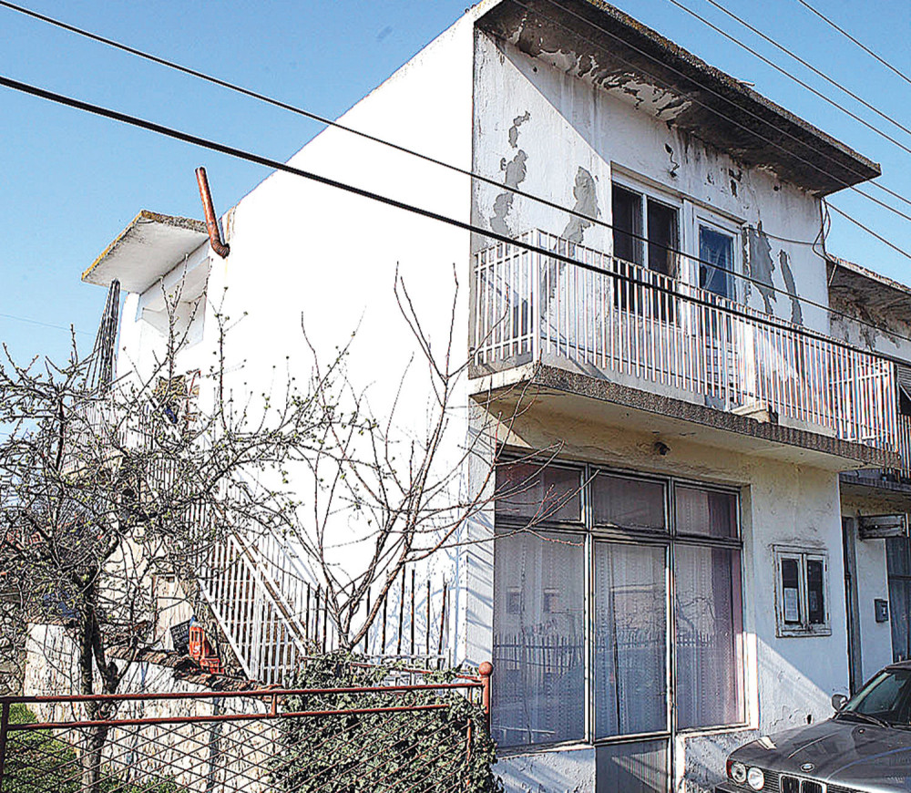 Mene je vezivao, a sestru podvodio!