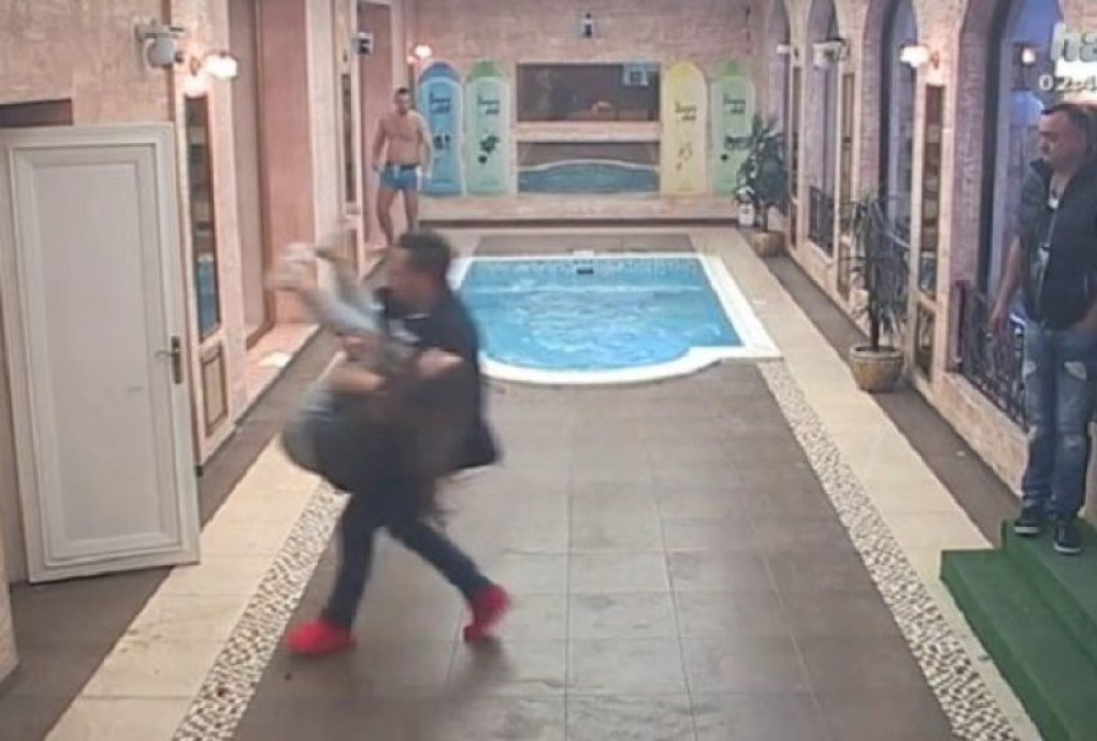 Zorica se onesvestila, Gastoz je nosio (VIDEO)