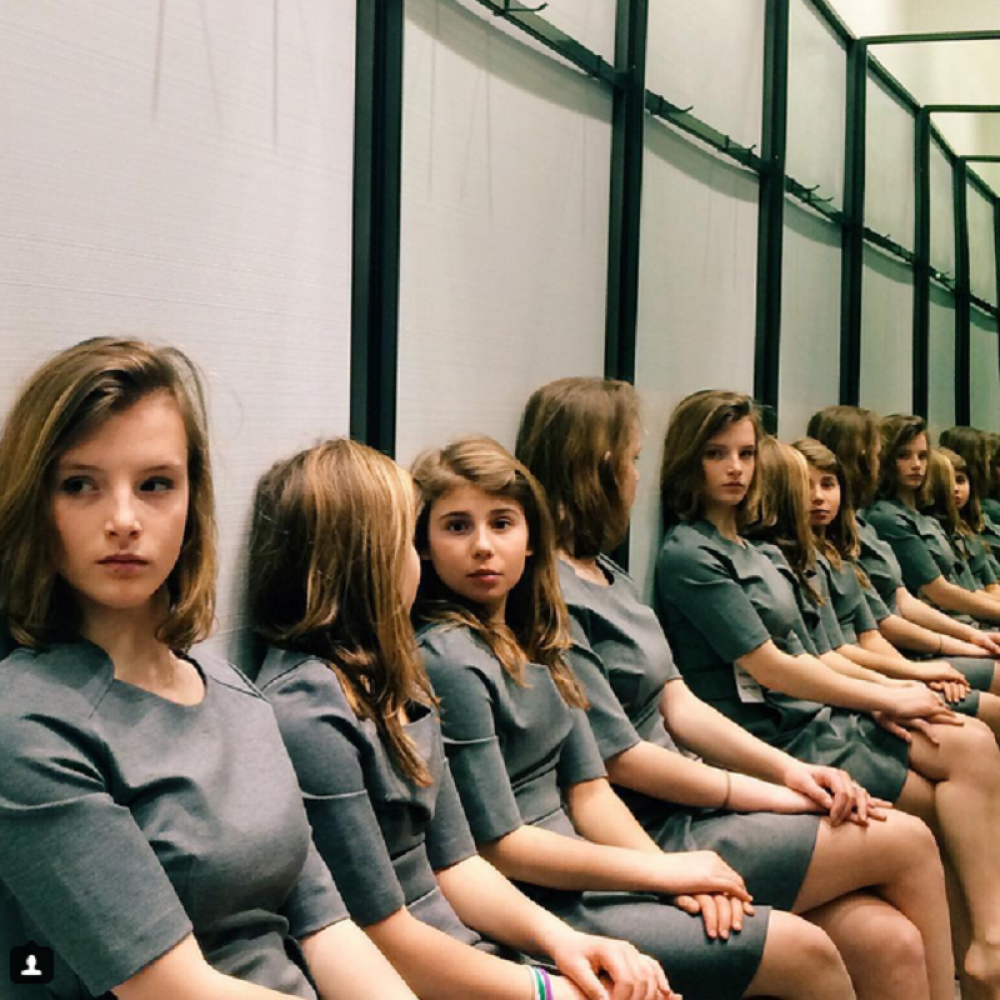 Koliko devojčica vidite na ovoj fotografiji?