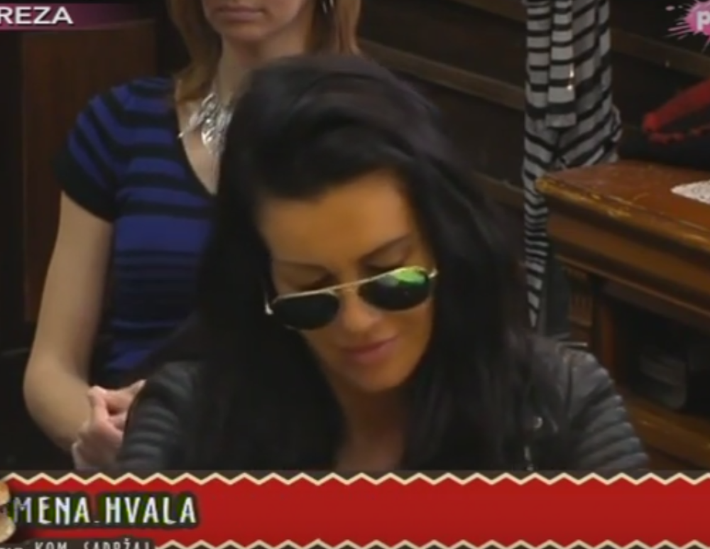 Znam s kim si bludničila u hotelu! (VIDEO)