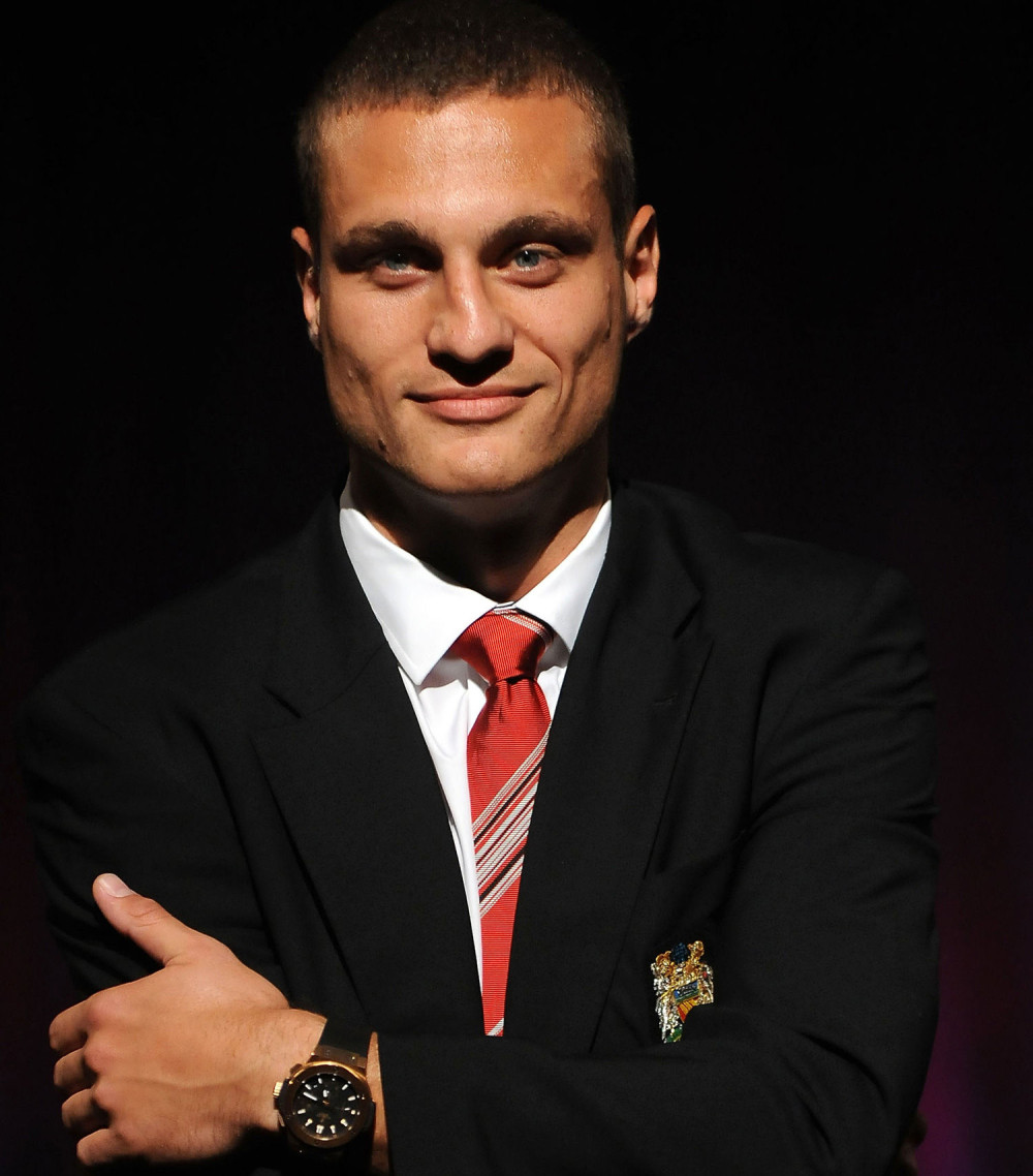 Vidić proglašen za najboljeg defanzivca u istoriji Premijer lige! (FOTO)