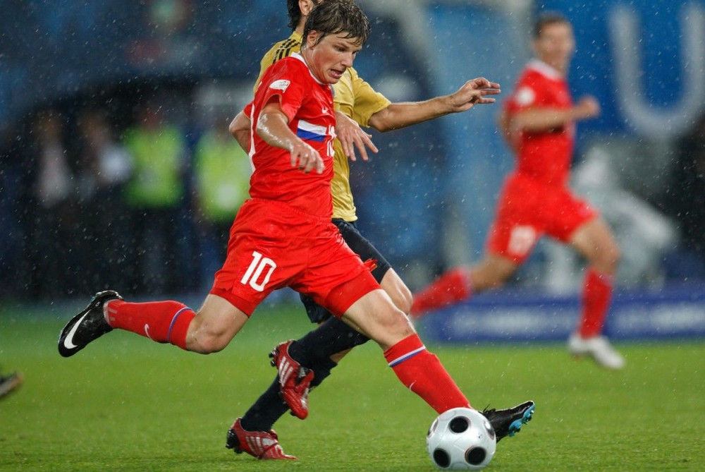 Aršavin asistirao za gol godine (VIDEO)