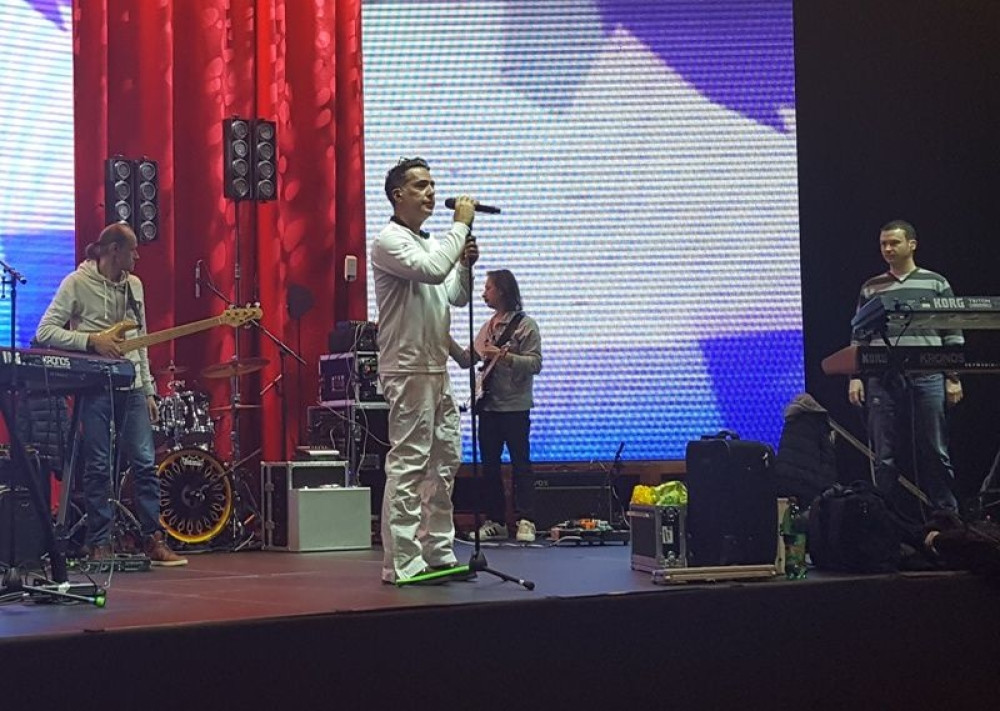 Ovako teku pripreme pred Željkov koncert! (FOTO)