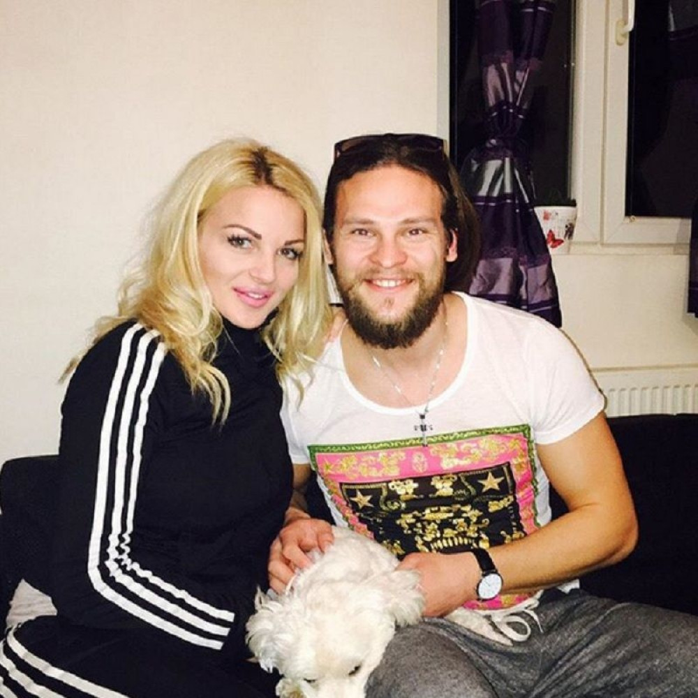 Darko Tinu zamenio Ivonom?! (FOTO)