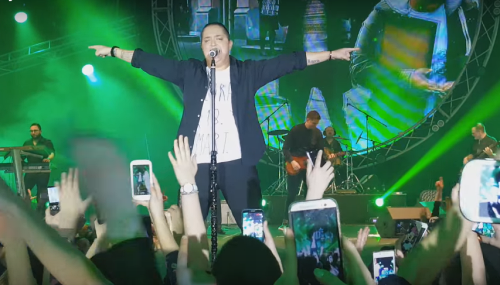 'Zetra' sama otpevala Marijinu "Molitvu" (VIDEO)