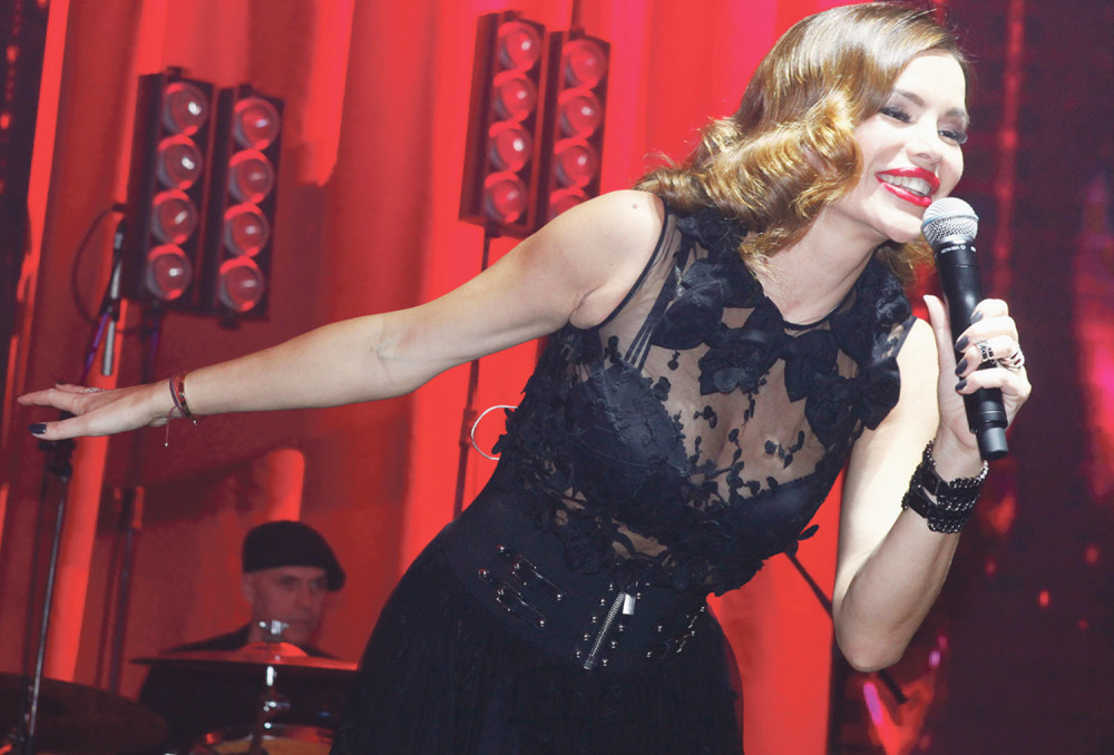 Seve: Pevam za smeštaj i hranu! (VIDEO)