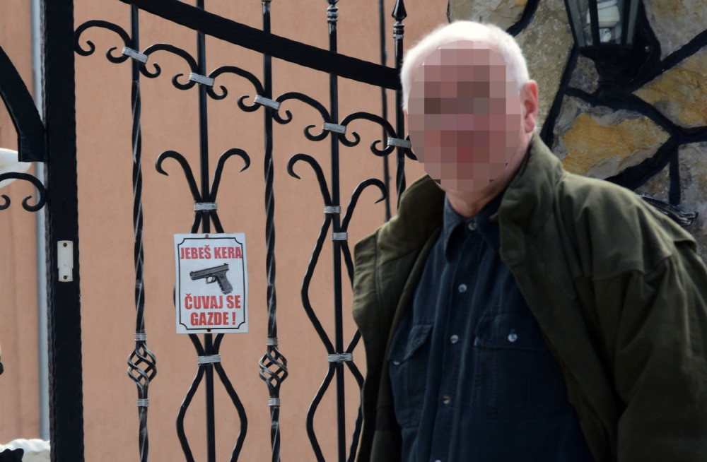 Bivšoj ženi pucao u glavu