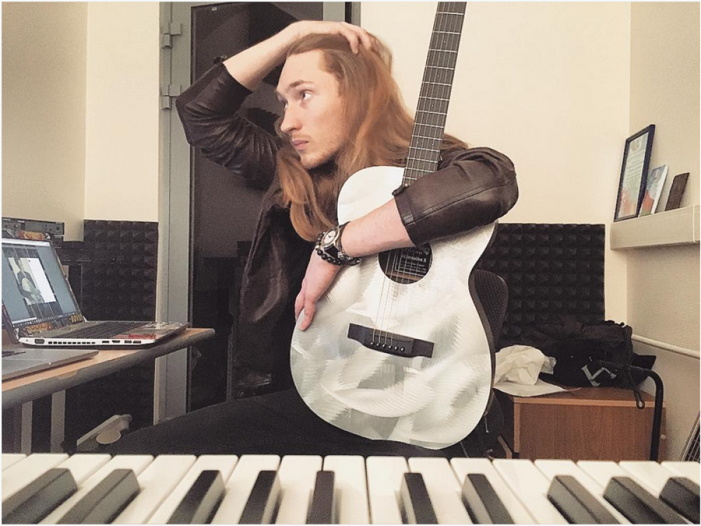 Predstavnik Belorusije peva go na Evroviziji!? (FOTO)