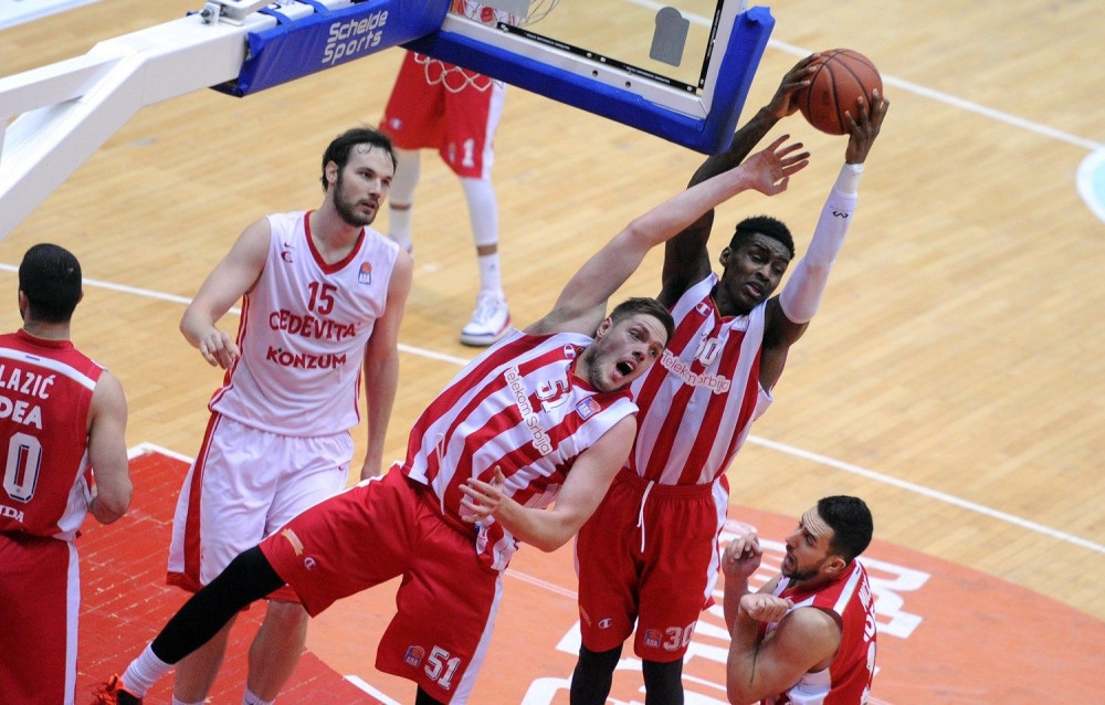 Nesportska za faul u tranziciji!