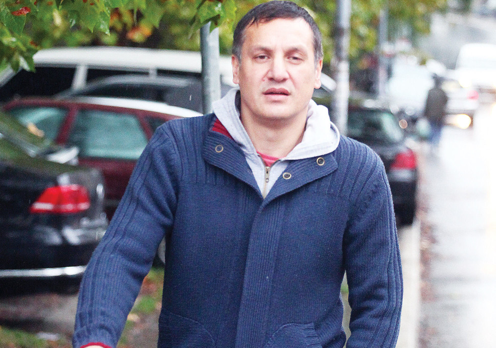 Pevač najavio tužbu protiv ove učesnice "Zadruge"!