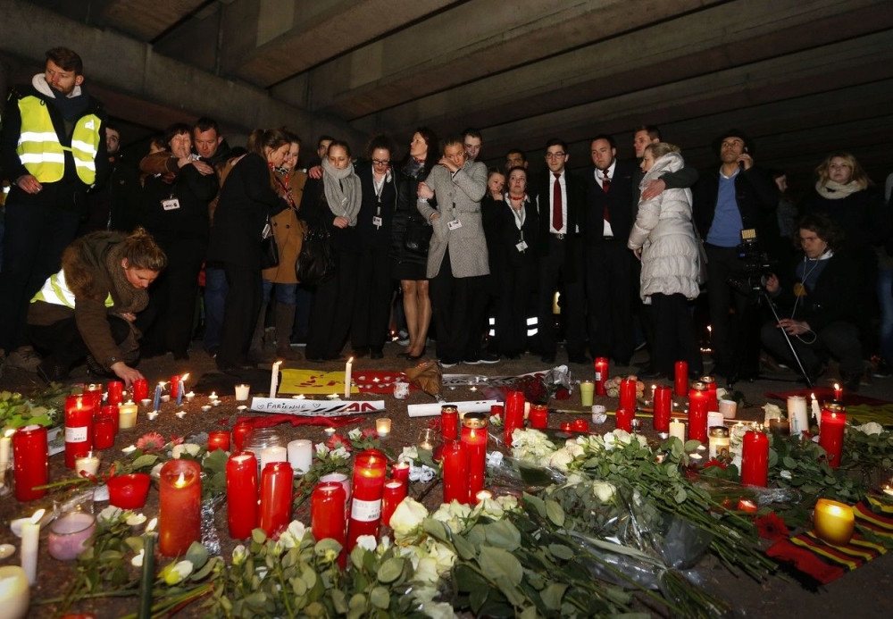 Zaposleni na aerodromu odali poštu stradalim kolegama