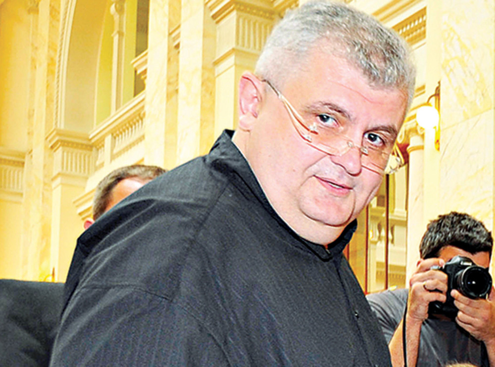 Osuditi svako veličanje četništva!