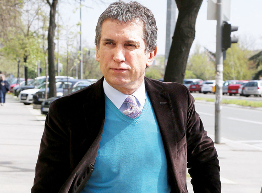 Đurić: Dajte lovu ili robu iz butika!