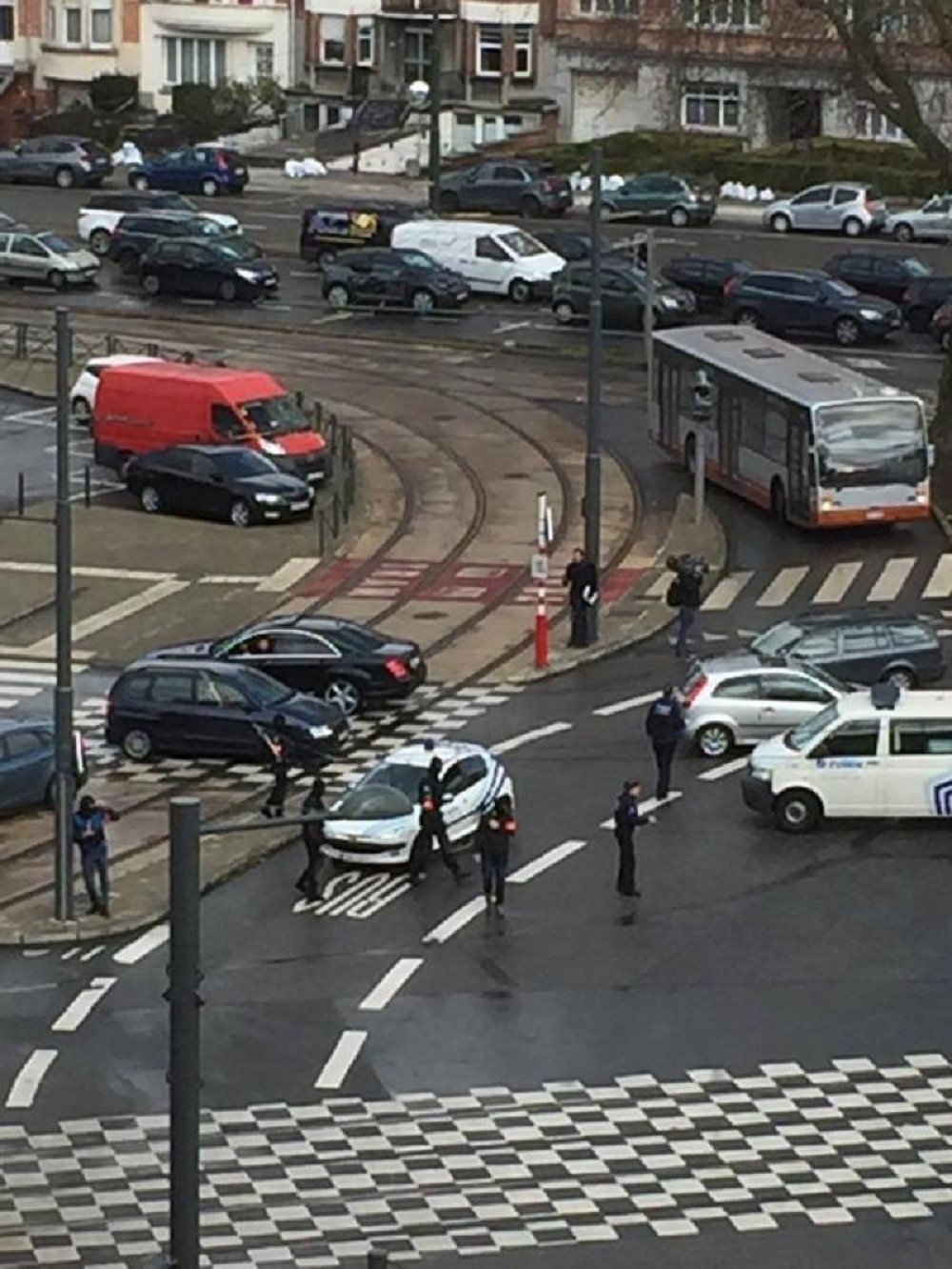 Terorista za taoce imao ženu i dete (FOTO+VIDEO)