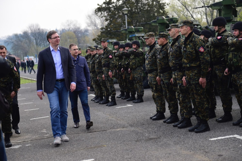 MUP dobio borbena vozila i čamce (FOTO)