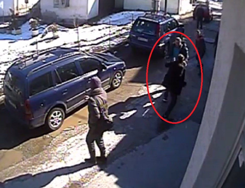 Potukli se Ljajićevi i Ugljaninovi aktivisti (VIDEO)