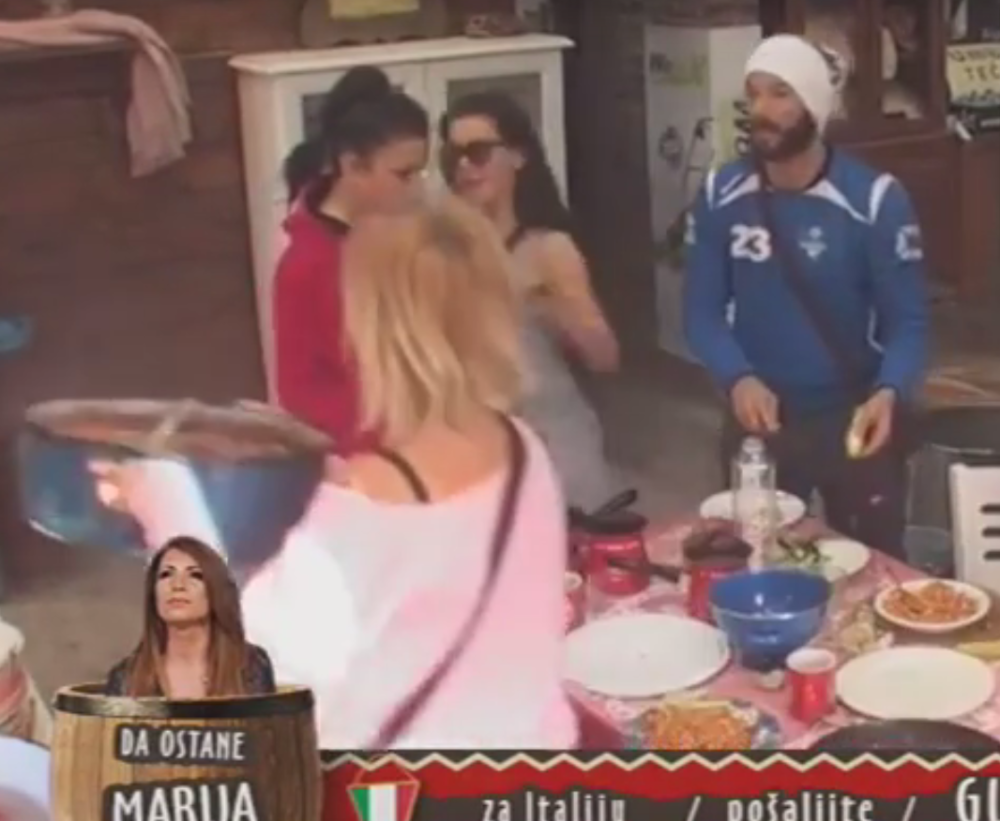 Jelena Golubović prosula ručak! (VIDEO)